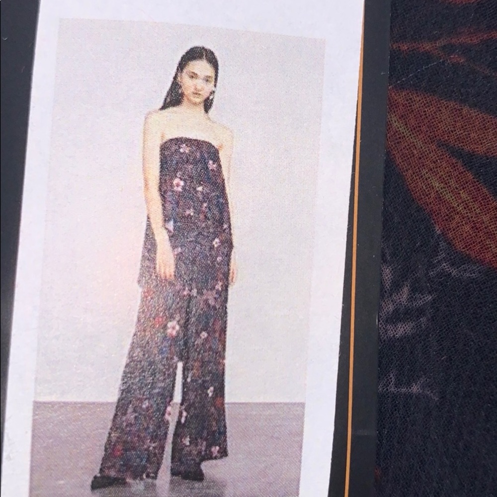 Bcbg woven sptwr romper strapless